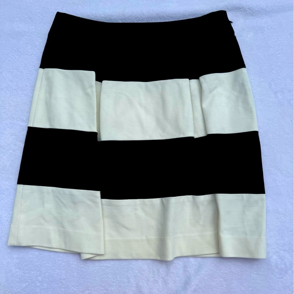 Talbots navy & white striped pencil skirt 2p 2 petite pleated horizontal